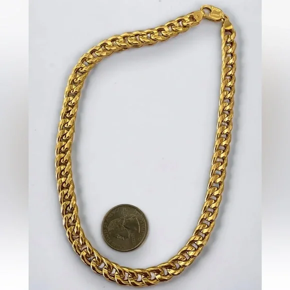***SOLD*** Italy 14k Gold 8mm Curb Link 16” Chain Necklace GORGEOUS! - Picture 3 of 12